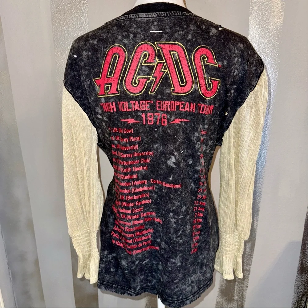 Upcycled AC/DC Band Distressed Black Gold T-Shirt Top‎ Ladies Small-Medium Rock